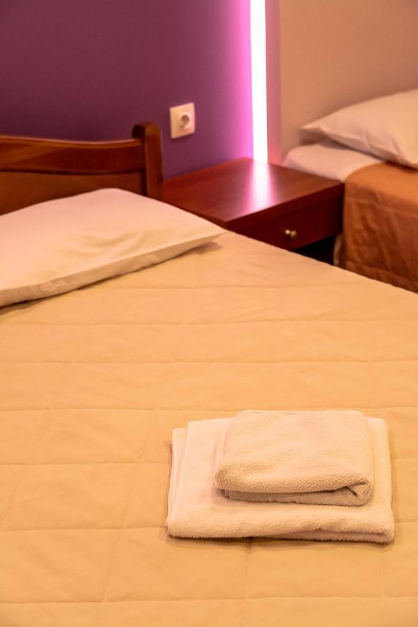 Telis Hotel Aigio Exterior photo